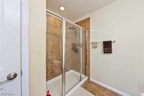 5484 Diamond Creek Drive Medina OH 44256