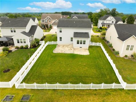 5484 Diamond Creek Drive Medina OH 44256