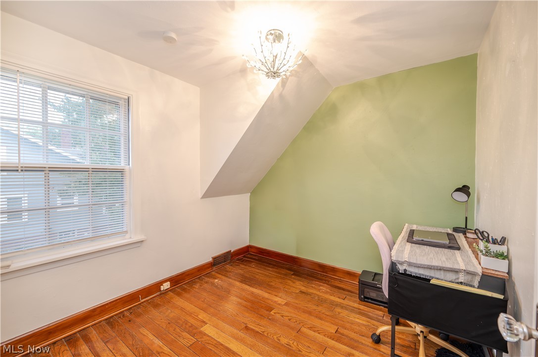 913 Home Circle Salem OH 44460