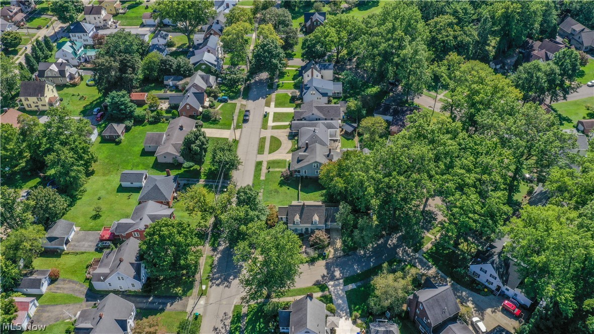 913 Home Circle Salem OH 44460