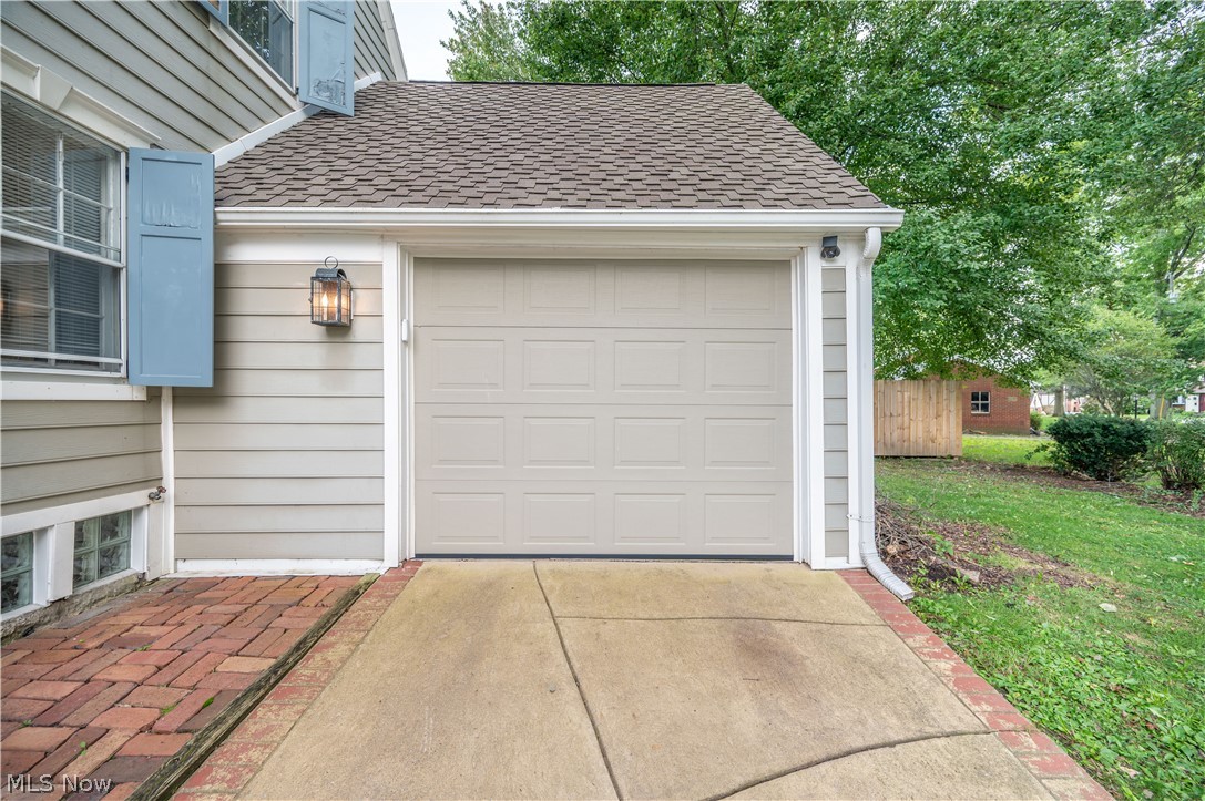 913 Home Circle Salem OH 44460