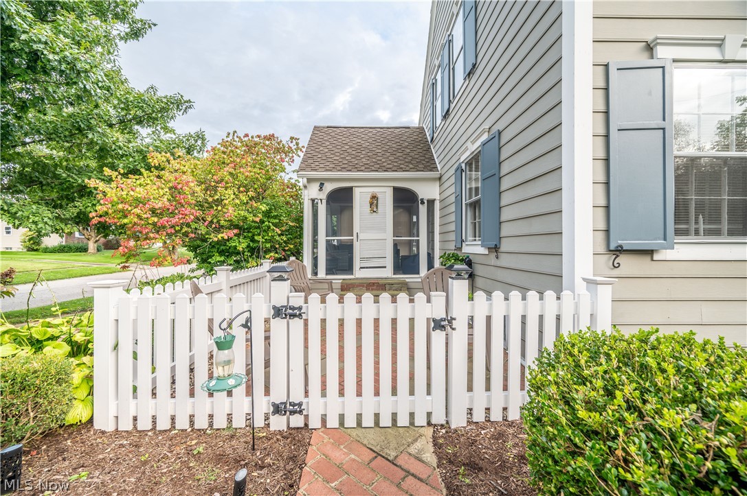 913 Home Circle Salem OH 44460