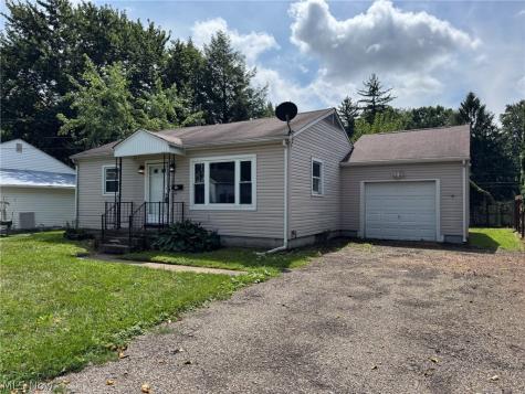 2308 42nd Street NW Canton OH 44709