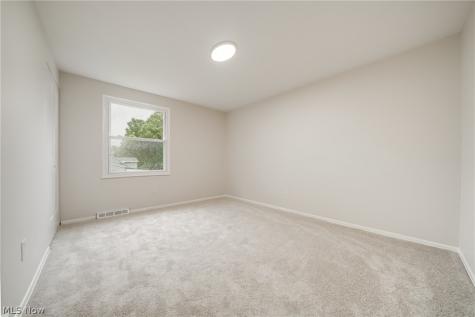 22268 Jonathan Drive Strongsville OH 44149