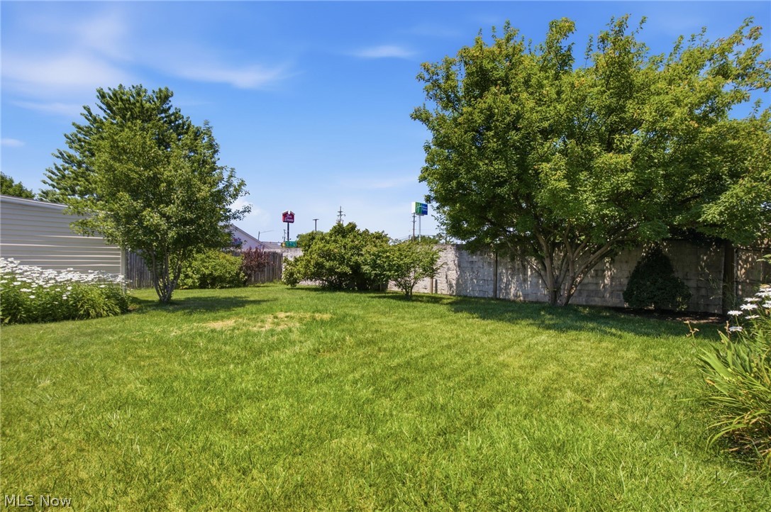 16308 Rademaker Drive Brook Park OH 44142