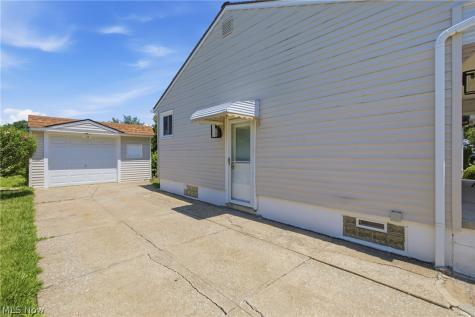 16308 Rademaker Drive Brook Park OH 44142