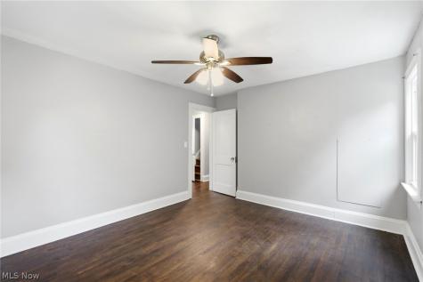 2972 Yorkshire Road Cleveland Heights OH 44118