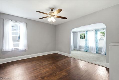 2972 Yorkshire Road Cleveland Heights OH 44118