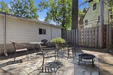 2972 Yorkshire Road Cleveland Heights OH 44118