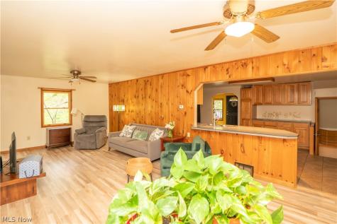 2393 Goodenough Avenue Akron OH 44320