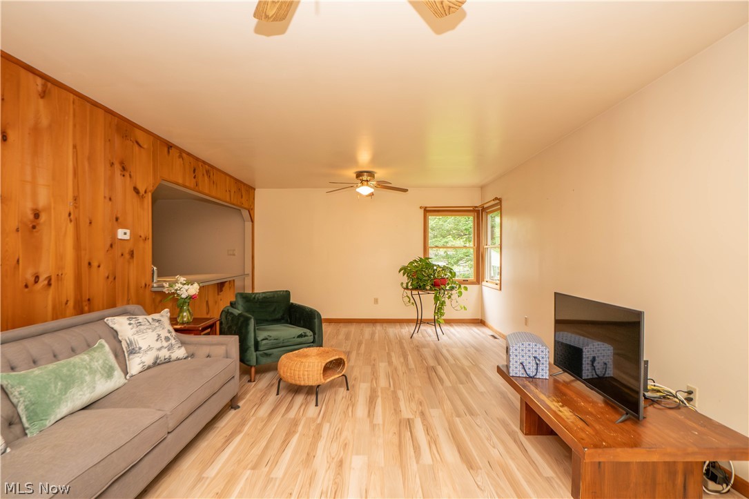 2393 Goodenough Avenue Akron OH 44320