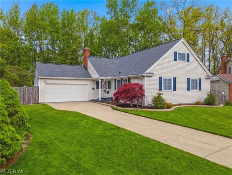 29575 Dorchester Drive North Olmsted OH 44070
