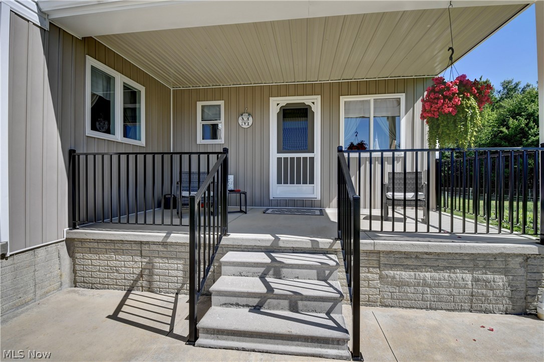 6841 Us 322 Windsor OH 44099