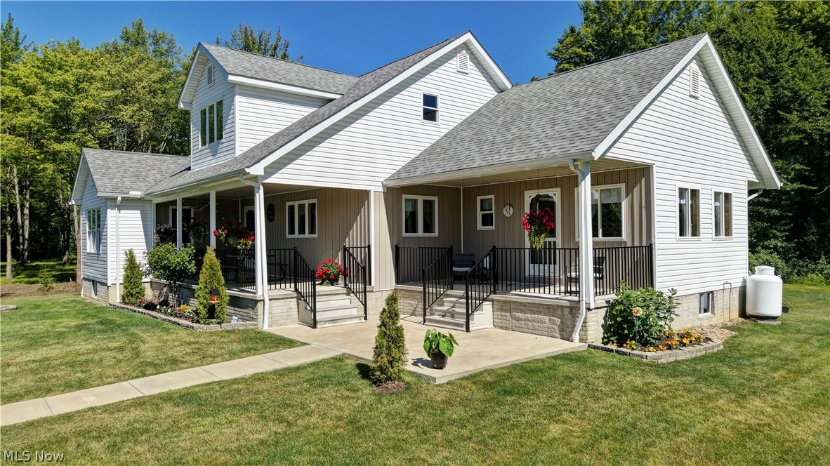6841 Us 322 Windsor OH 44099