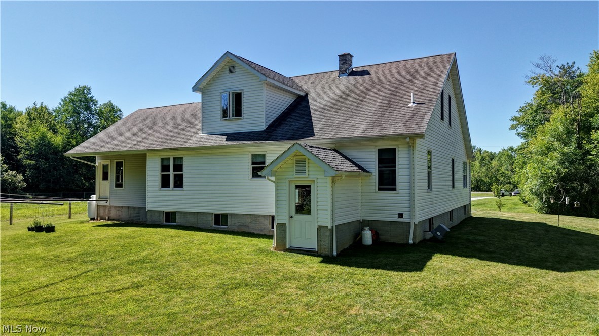 6841 Us 322 Windsor OH 44099