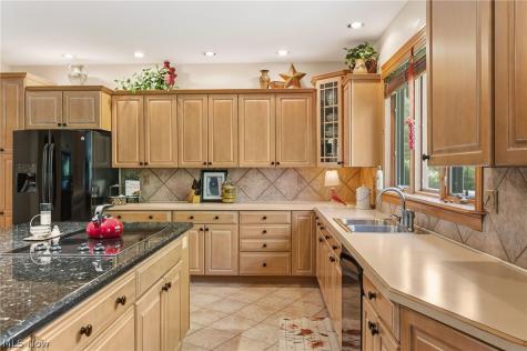 158 Boston Lake Drive Valley City OH 44280