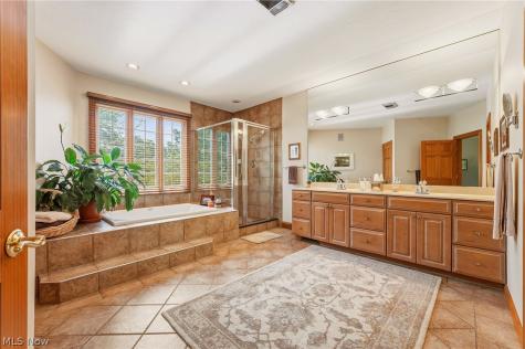 158 Boston Lake Drive Valley City OH 44280