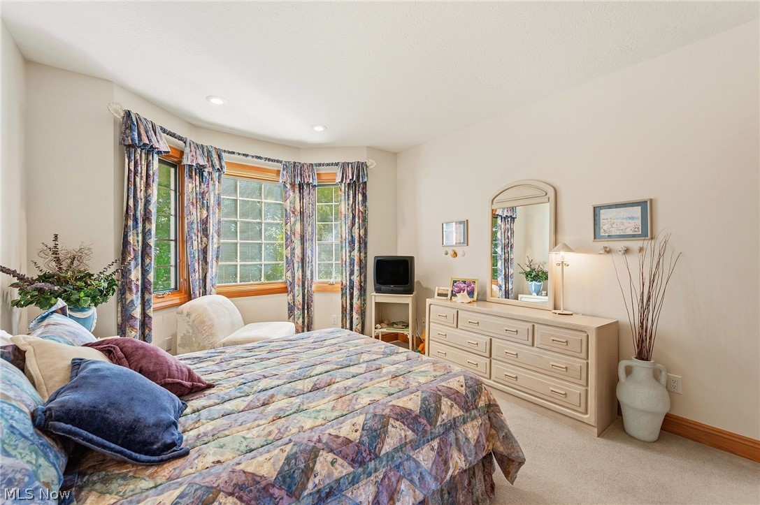 158 Boston Lake Drive Valley City OH 44280