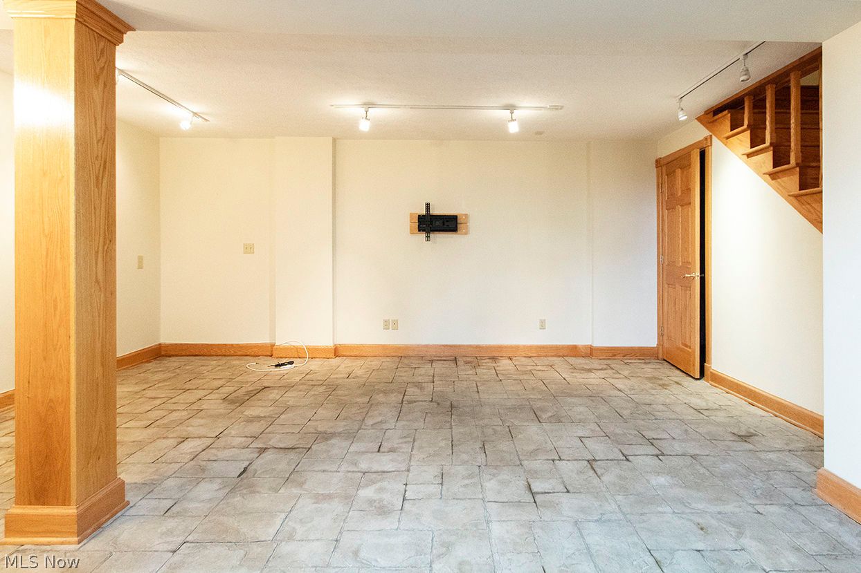 1308 Twp Road 1706 Ashland OH 44805