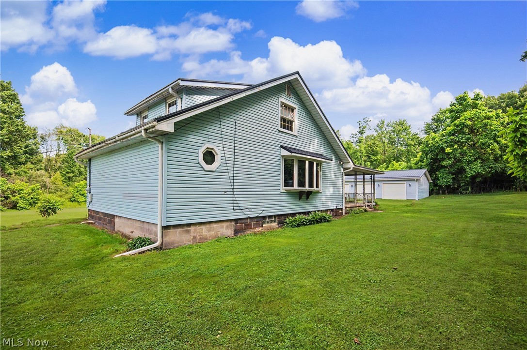 4647 Cooper Road Lowellville OH 44436