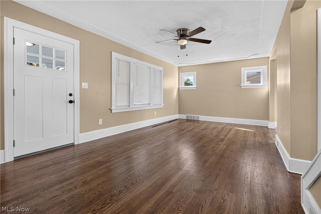 231 Erie Street Elyria OH 44035
