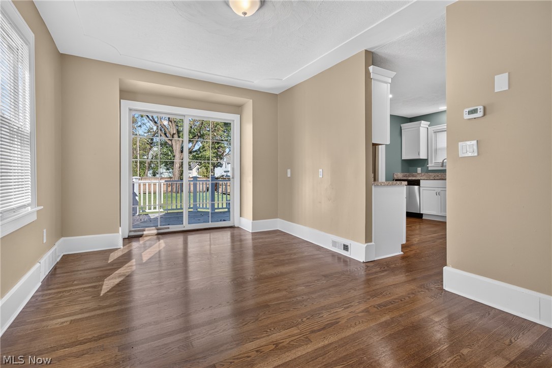 231 Erie Street Elyria OH 44035