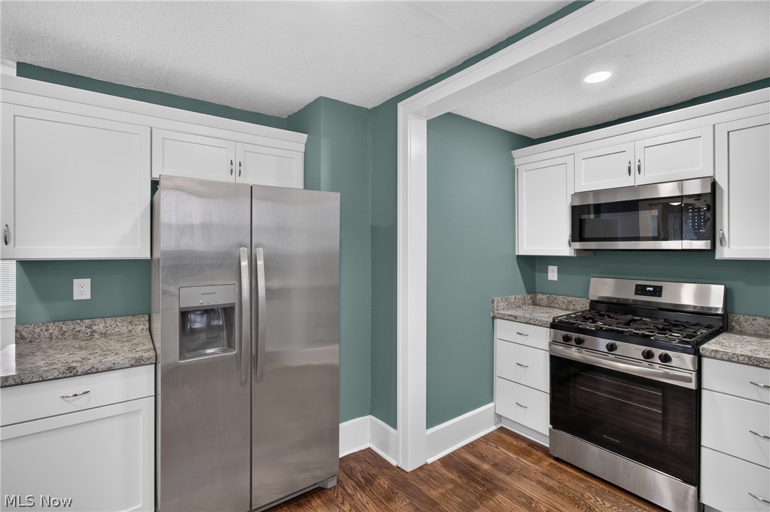 231 Erie Street Elyria OH 44035