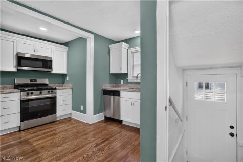 231 Erie Street Elyria OH 44035