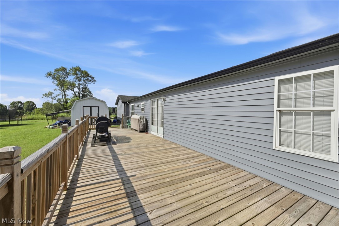 3706 State Route 13 SE Crooksville OH 43731