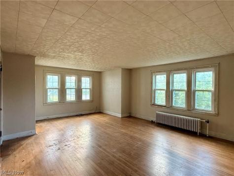 1155 W 6th Street Lorain OH 44052