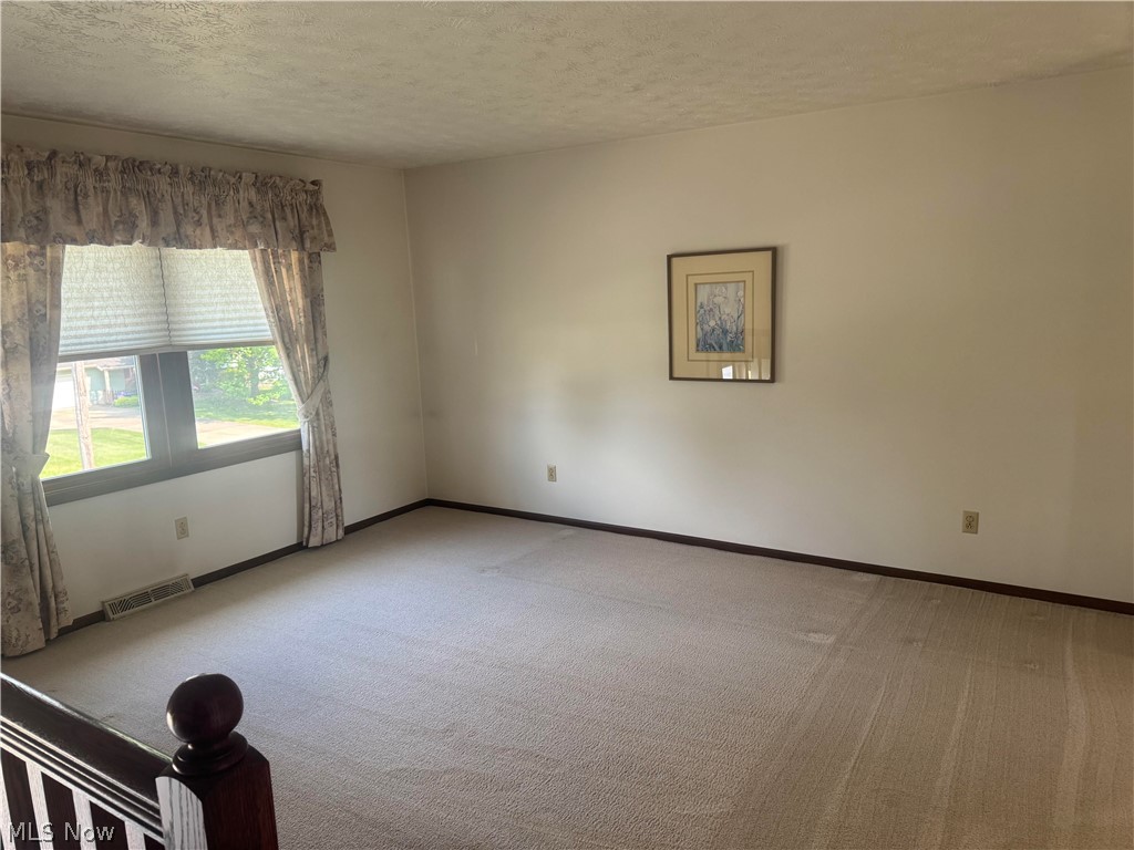 2370 Oak Trace Street Youngstown OH 44515