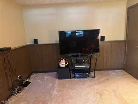2370 Oak Trace Street Youngstown OH 44515