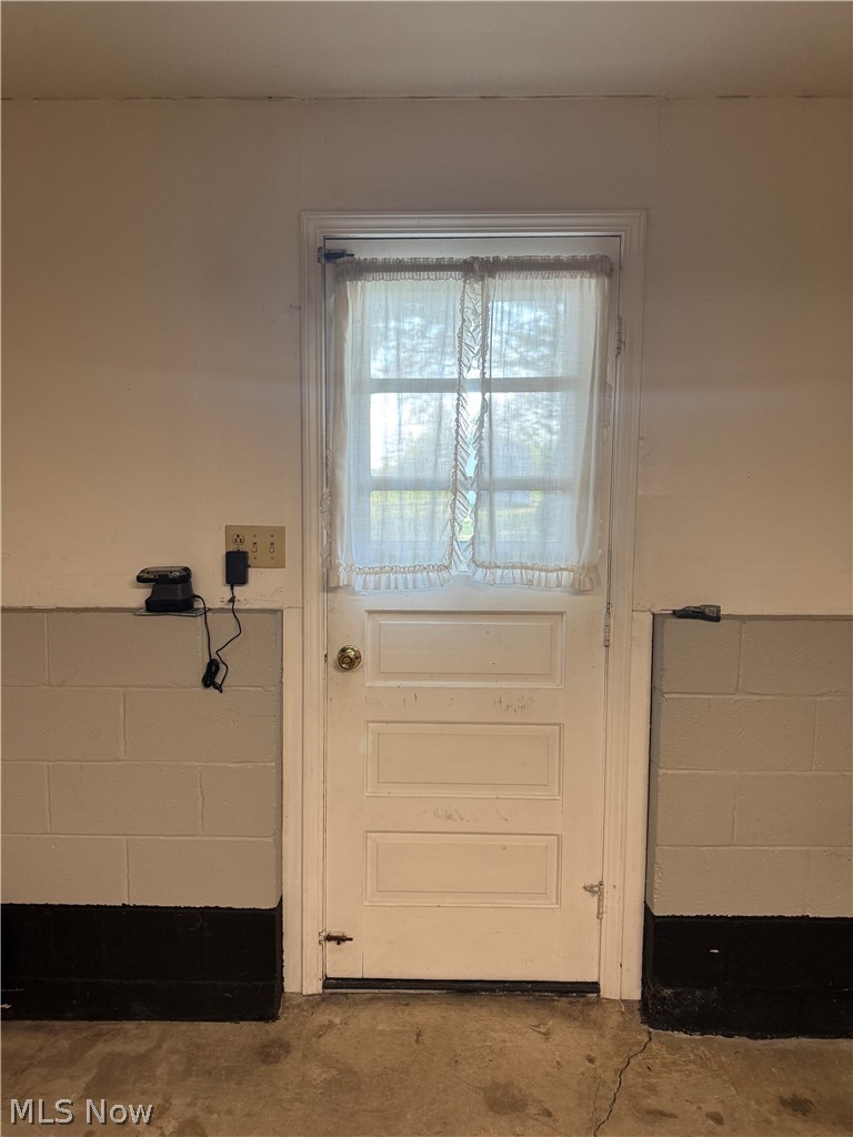 2370 Oak Trace Street Youngstown OH 44515