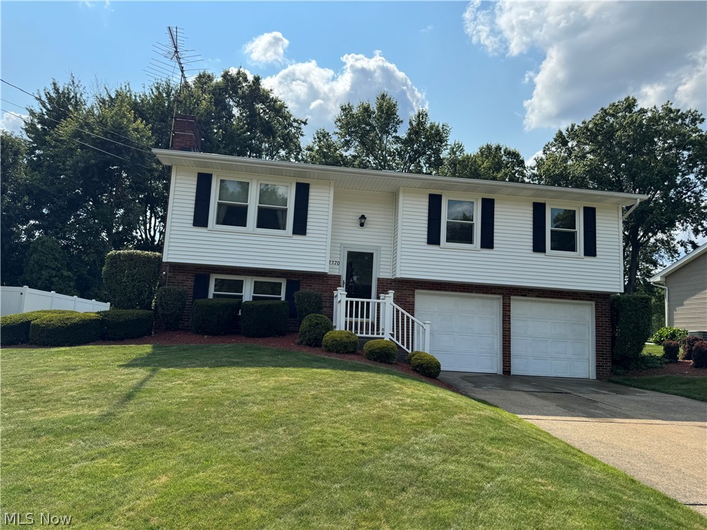 2370 Oak Trace Street Youngstown OH 44515