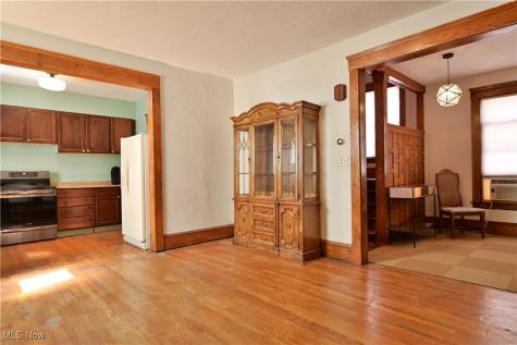 1362 W 61 Street Cleveland OH 44102