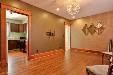 1362 W 61 Street Cleveland OH 44102