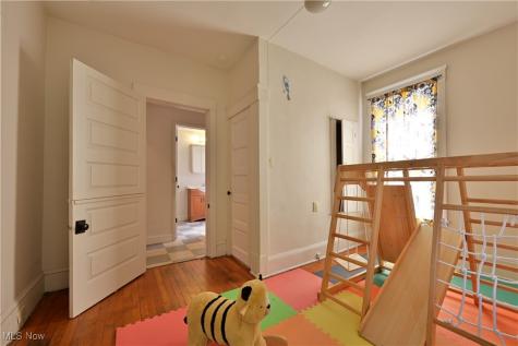 1362 W 61 Street Cleveland OH 44102