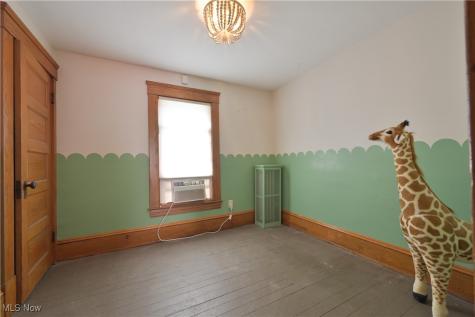 1362 W 61 Street Cleveland OH 44102