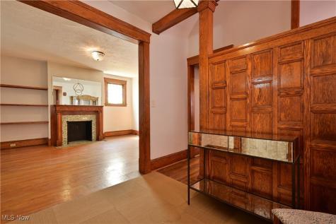 1362 W 61 Street Cleveland OH 44102