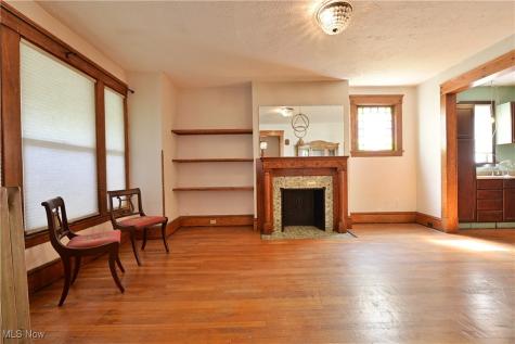 1362 W 61 Street Cleveland OH 44102