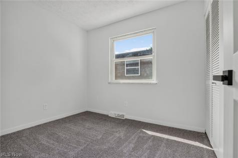 152 Kreiner Avenue Akron OH 44312