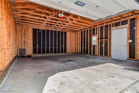 152 Kreiner Avenue Akron OH 44312