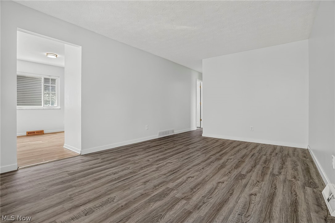 152 Kreiner Avenue Akron OH 44312