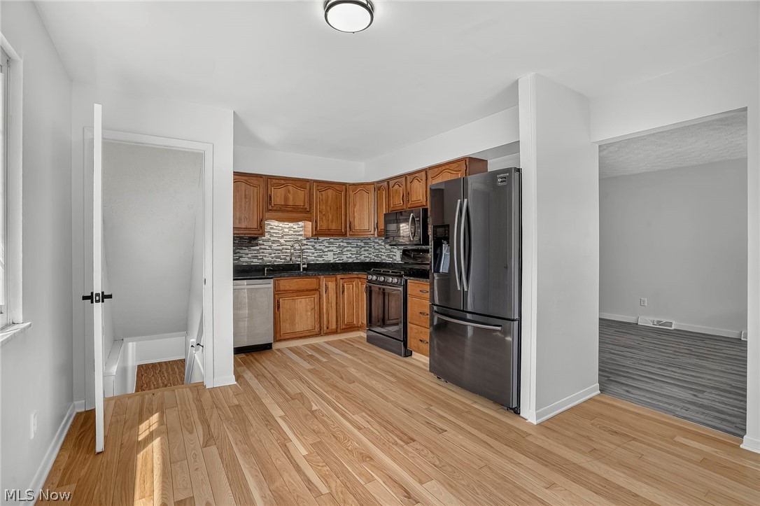 152 Kreiner Avenue Akron OH 44312