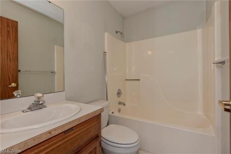 350 Branford Lane Richmond Heights OH 44143