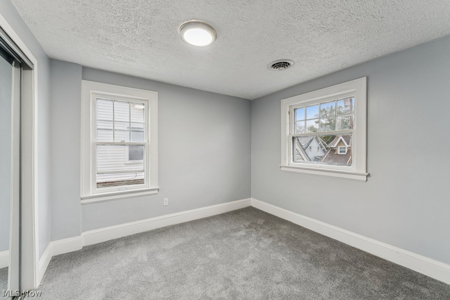 1387 Dietz Avenue Akron OH 44301