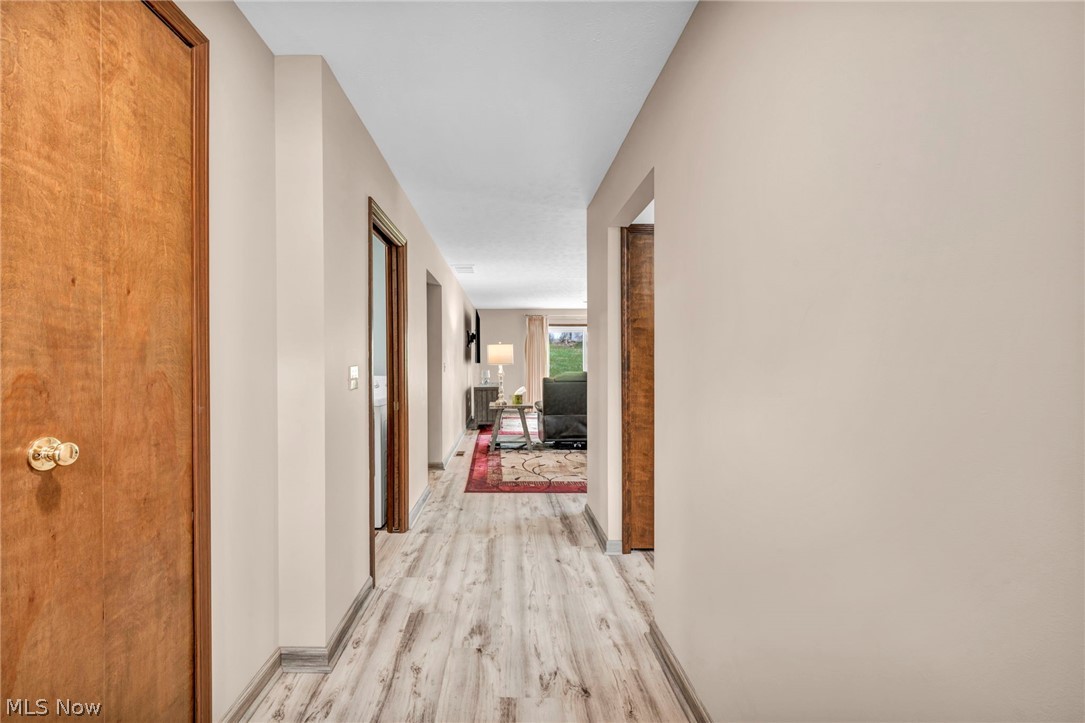 9841 Brookline Oval Strongsville OH 44136