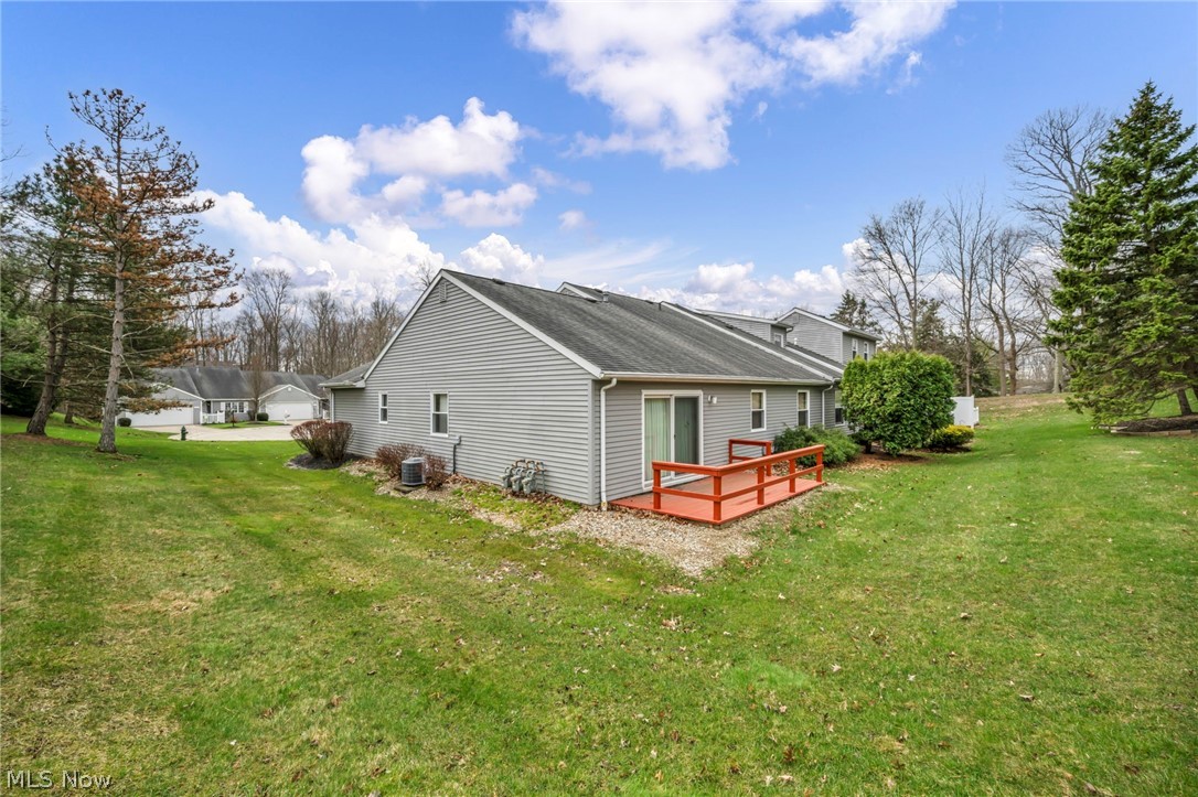 9841 Brookline Oval Strongsville OH 44136