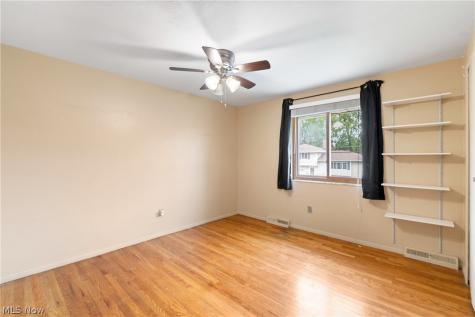 13665 Starlite Drive Brook Park OH 44142