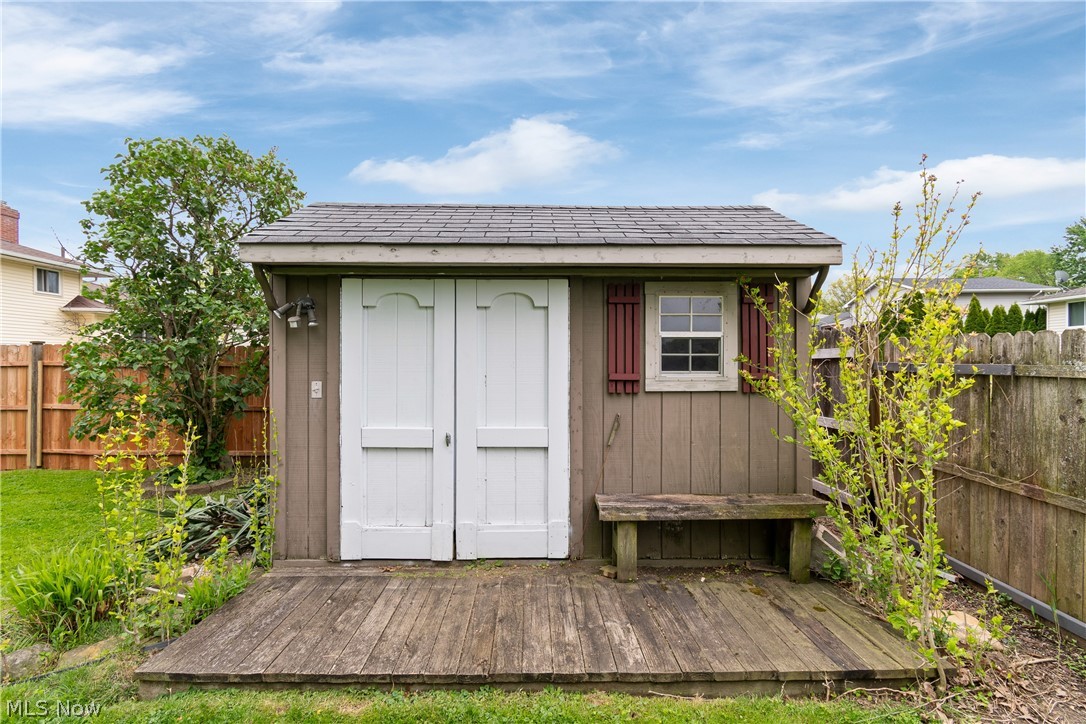 13665 Starlite Drive Brook Park OH 44142